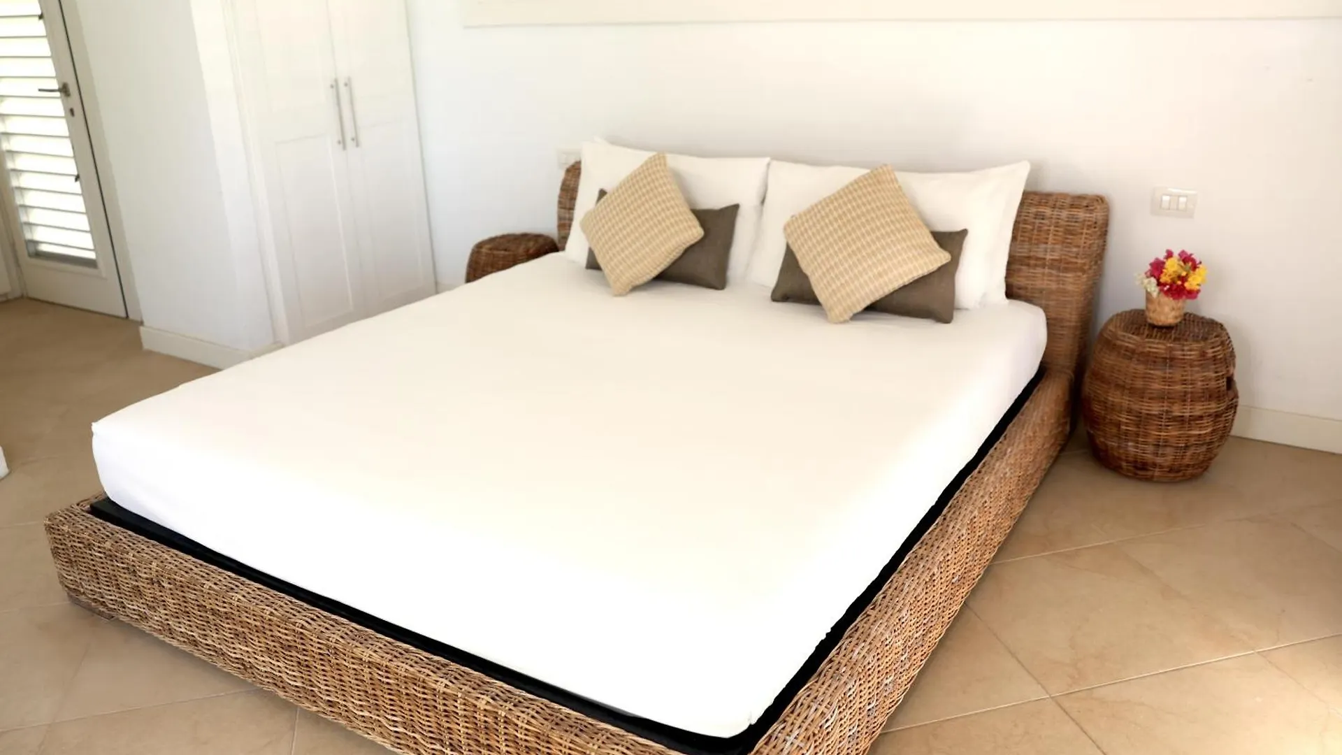 East End Antigua Boutique Hotel Willikies